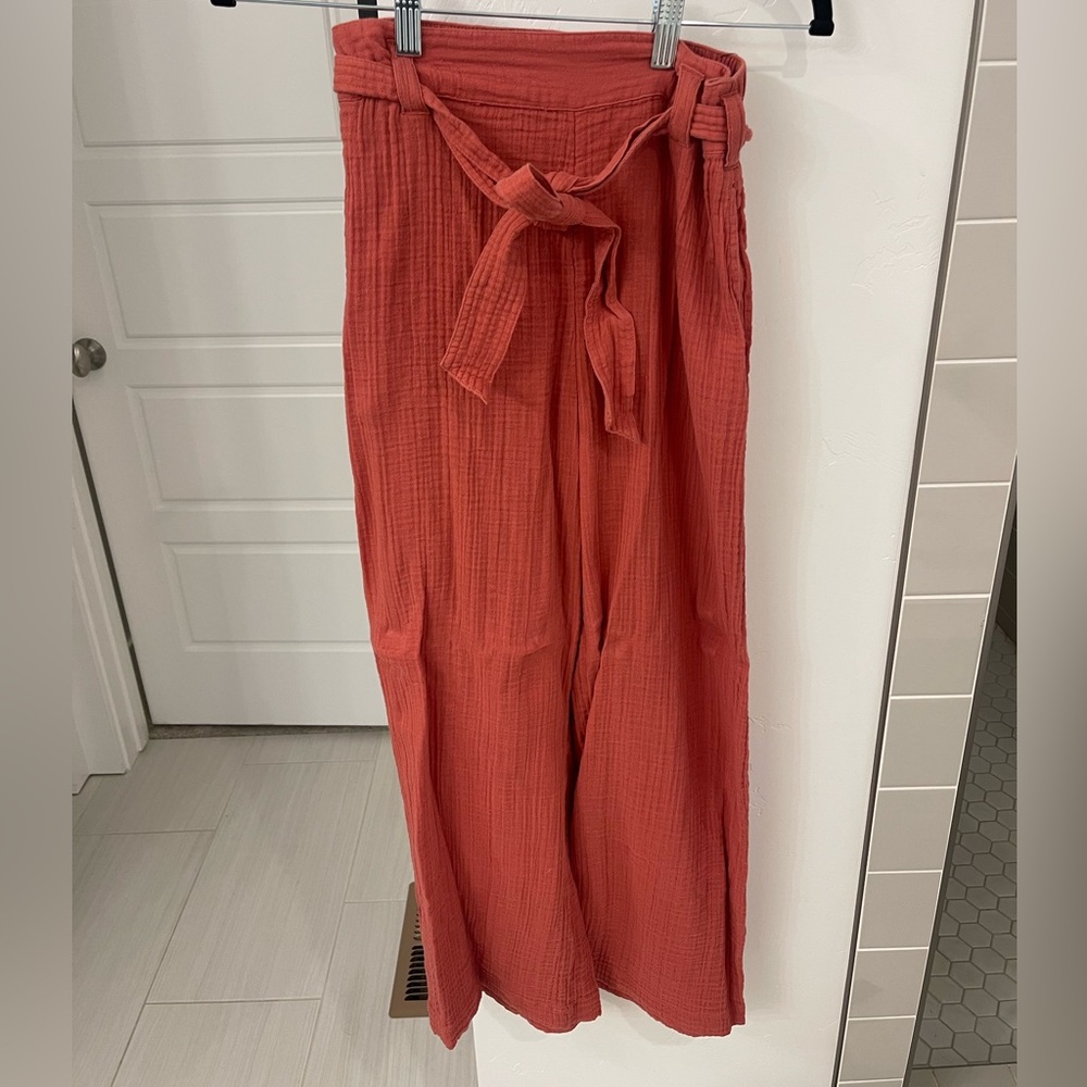 Abercrombie & Fitch high waisted flowy pants